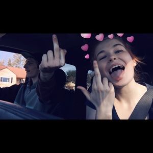 Meet your Posher, Chloe